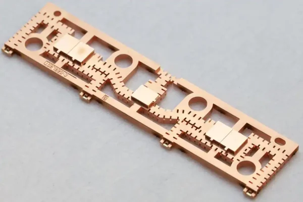 Figure 3 - Wilkinson 18-40 GHz, Four-Way Combiner (PSX29Q22W)